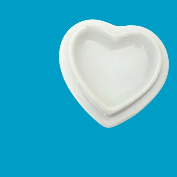 Vintage Smithsonian by Kakiemon Heart Floral Hand Painted Trinket Box Made Japan - Picture 7 of 10